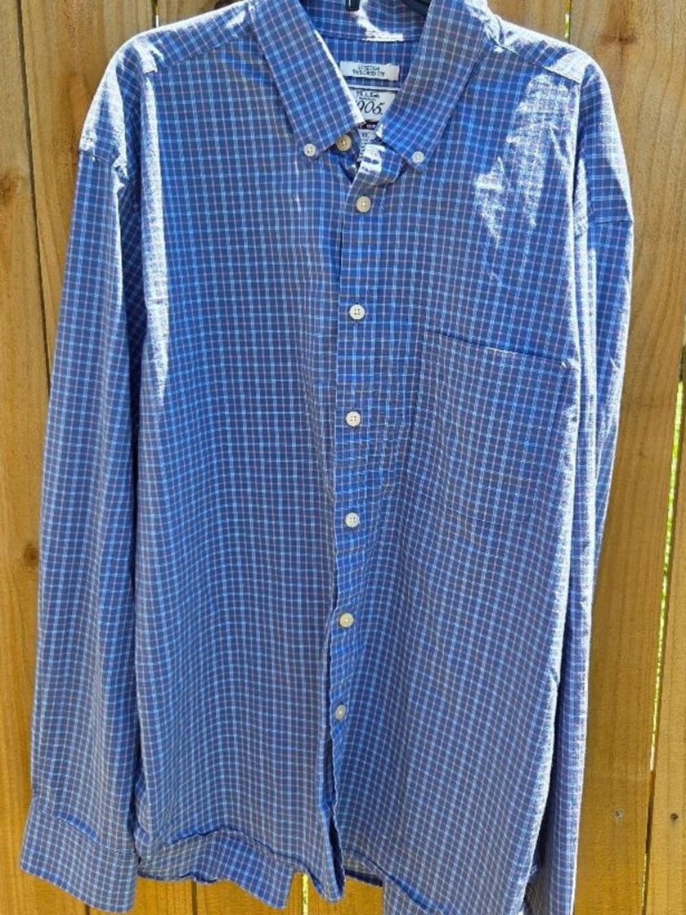 Jos. A. Bank Men's XL Dress Shirt Brrr° Cooling Performance Button Down